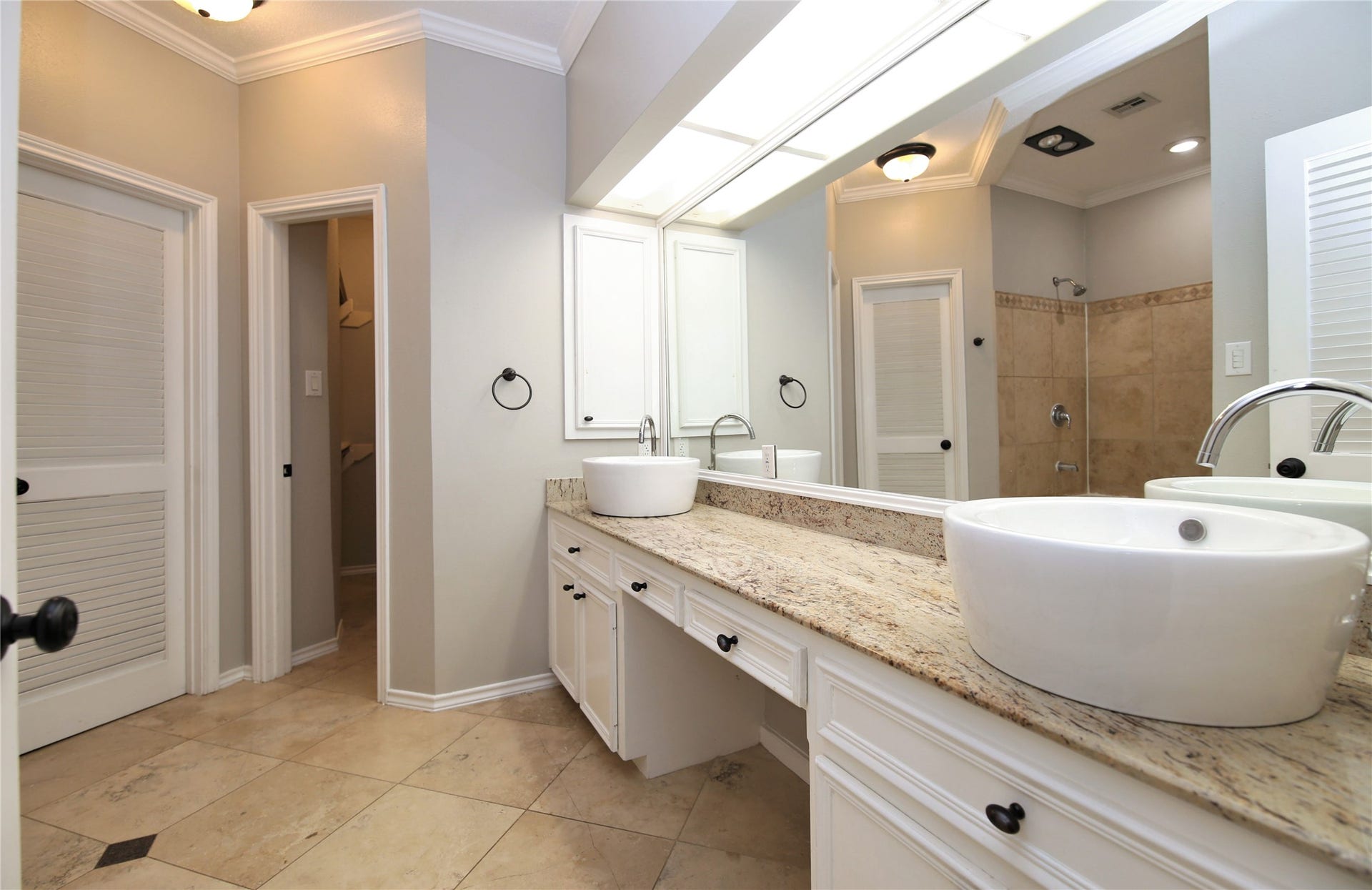 1126 Nantucket, #3, Houston, TX 77057 1126 Nantucket, #3, Houston, TX 77057