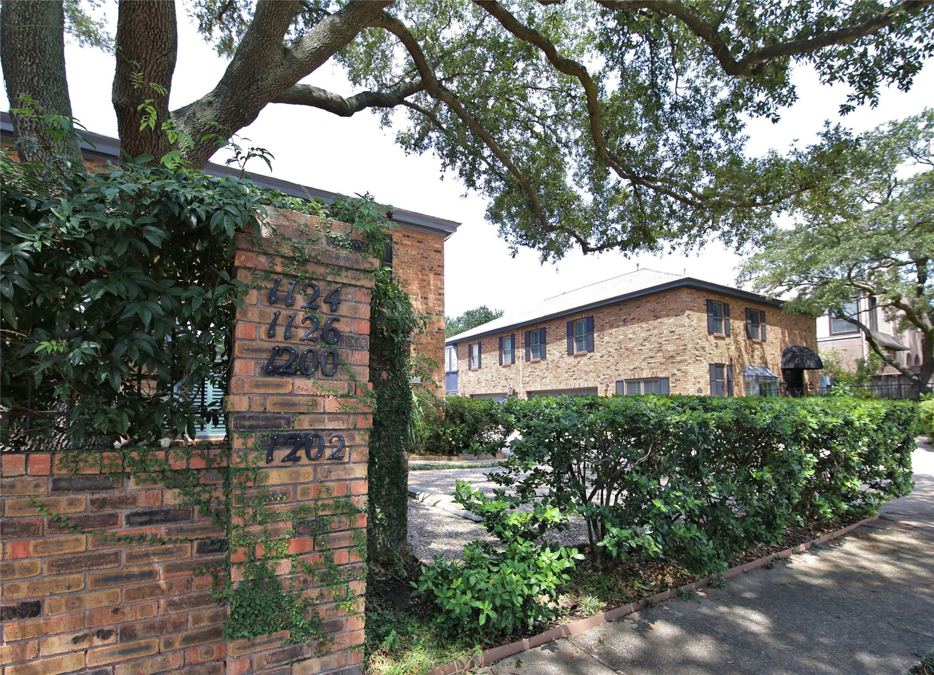 1126 Nantucket, #3, Houston, TX 77057 1126 Nantucket, #3, Houston, TX 77057