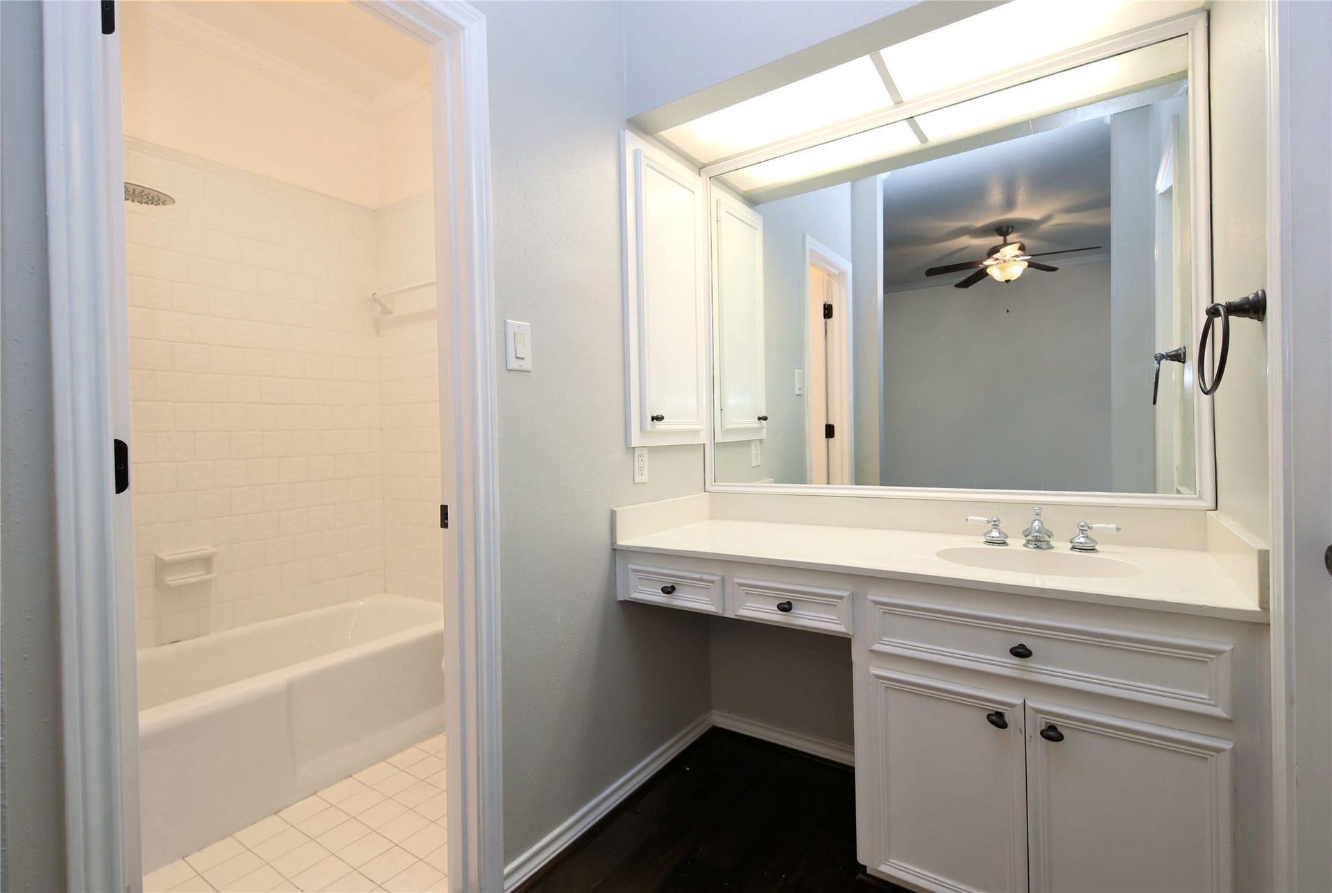 1126 Nantucket, #3, Houston, TX 77057 1126 Nantucket, #3, Houston, TX 77057