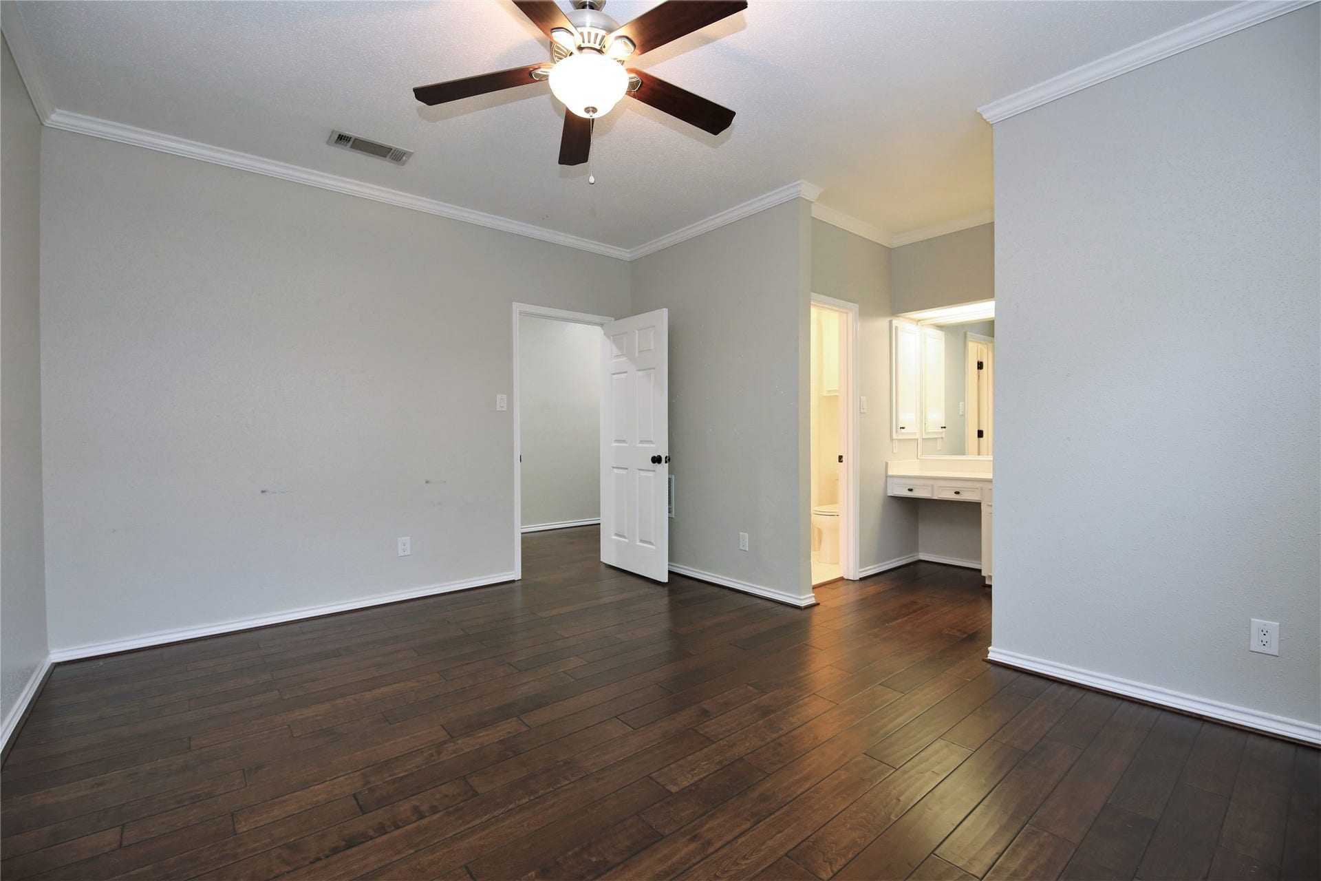 1126 Nantucket, #3, Houston, TX 77057 1126 Nantucket, #3, Houston, TX 77057