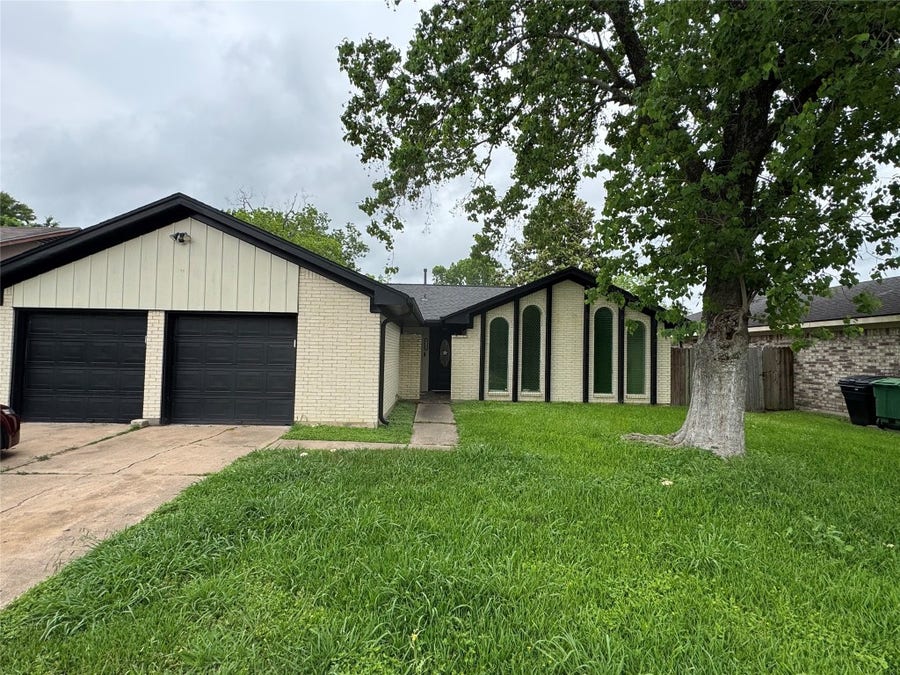 Property photo for 9743 Santa Monica Boulevard, Houston, TX