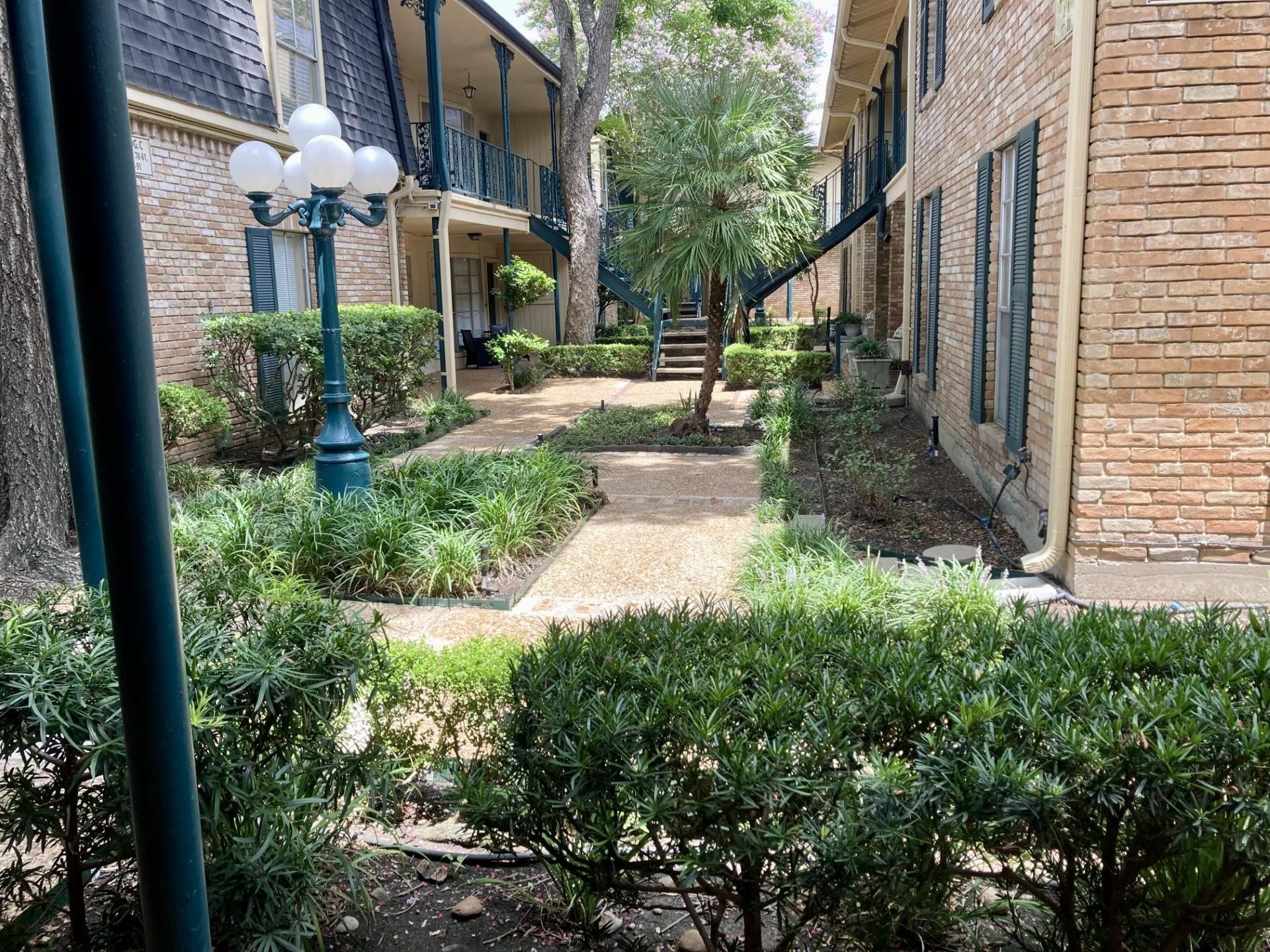 800 Post Oak Boulevard, #21, Houston, TX 77056 800 Post Oak Boulevard, #21, Houston, TX 77056