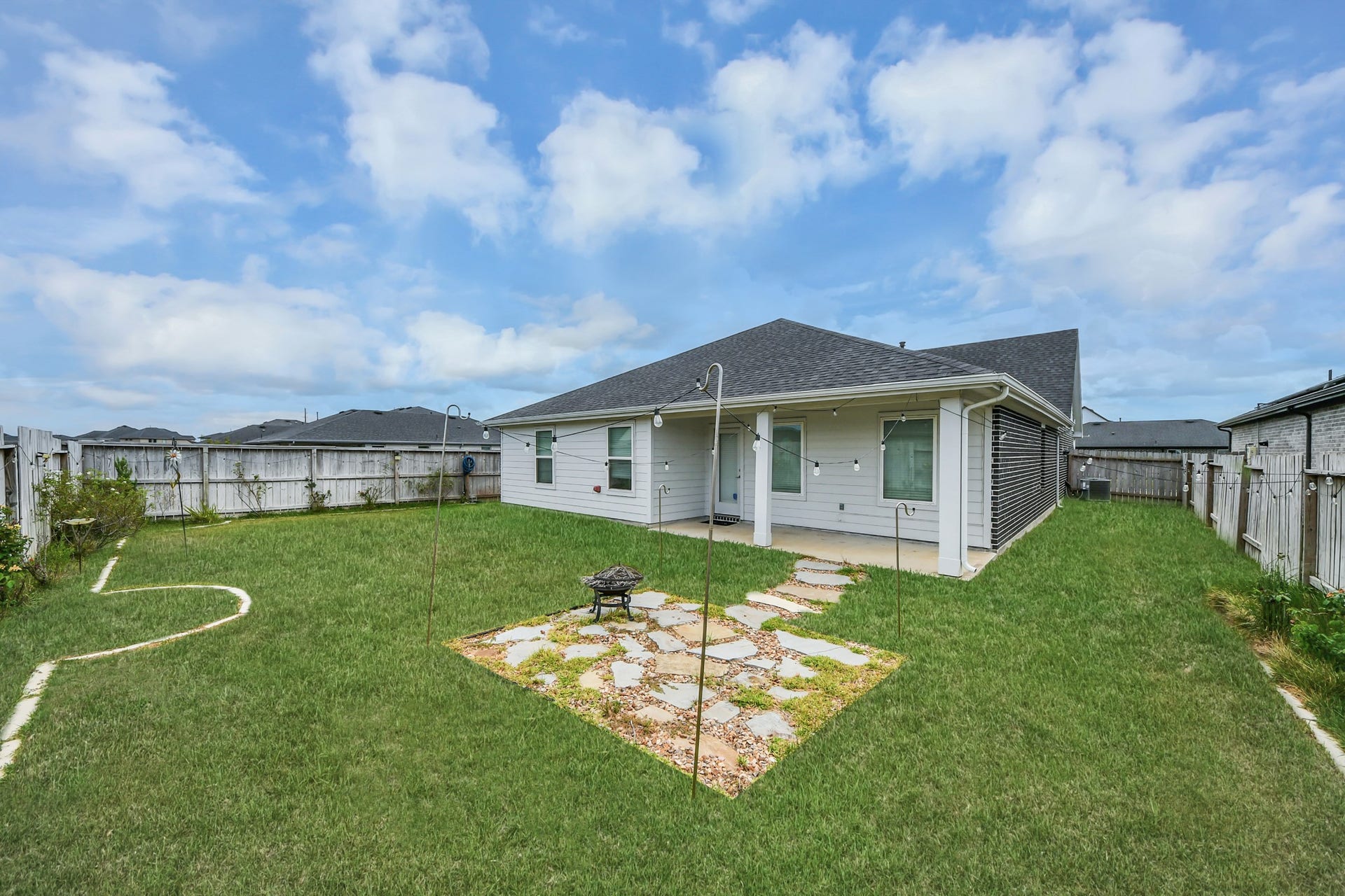 29402 Hoelzen Hollow Drive, Katy, TX 77494 29402 Hoelzen Hollow Drive, Katy, TX 77494
