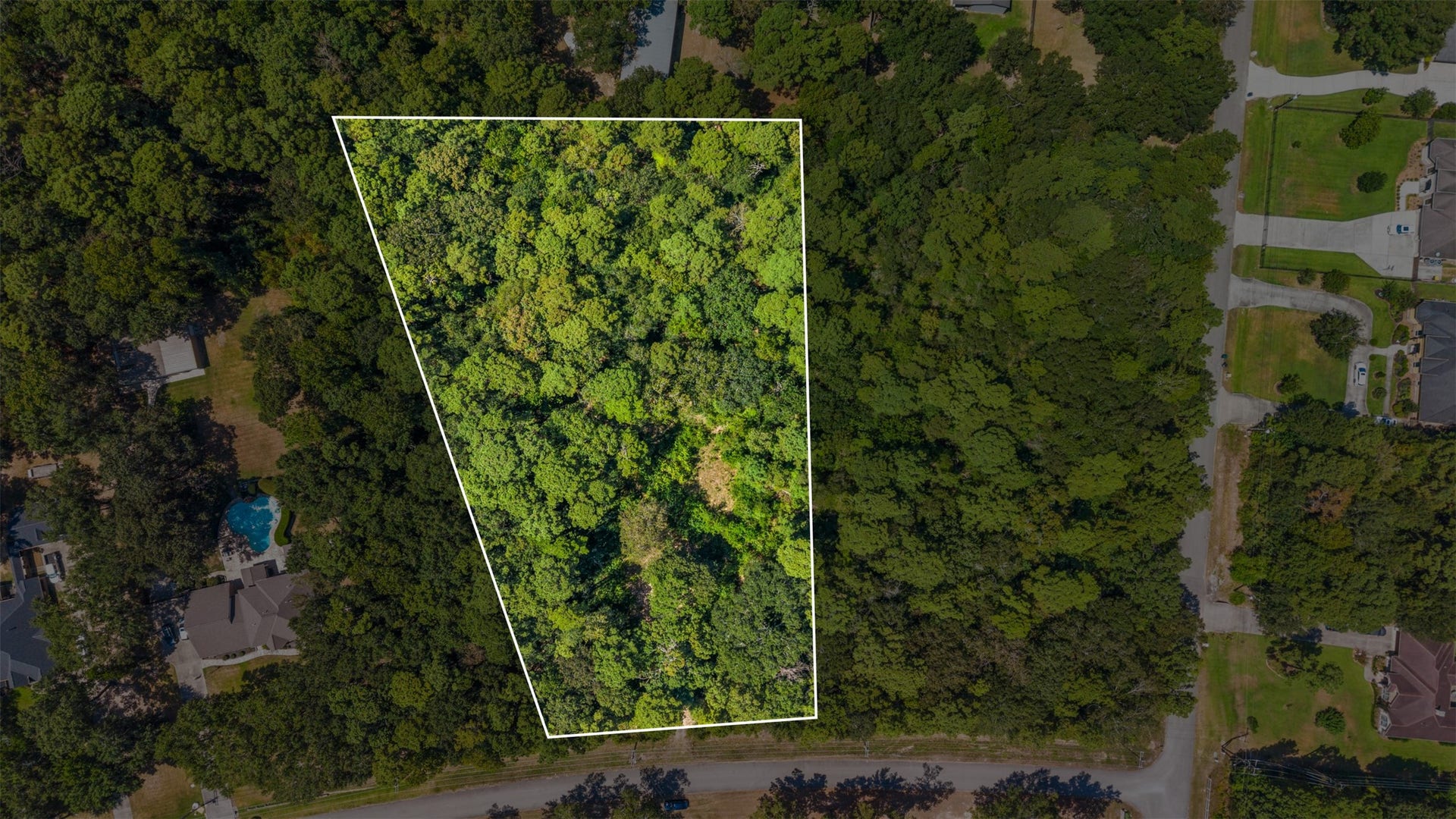 19296 Riverwalk Drive, Porter, TX 77365 19296 Riverwalk Drive, Porter, TX 77365