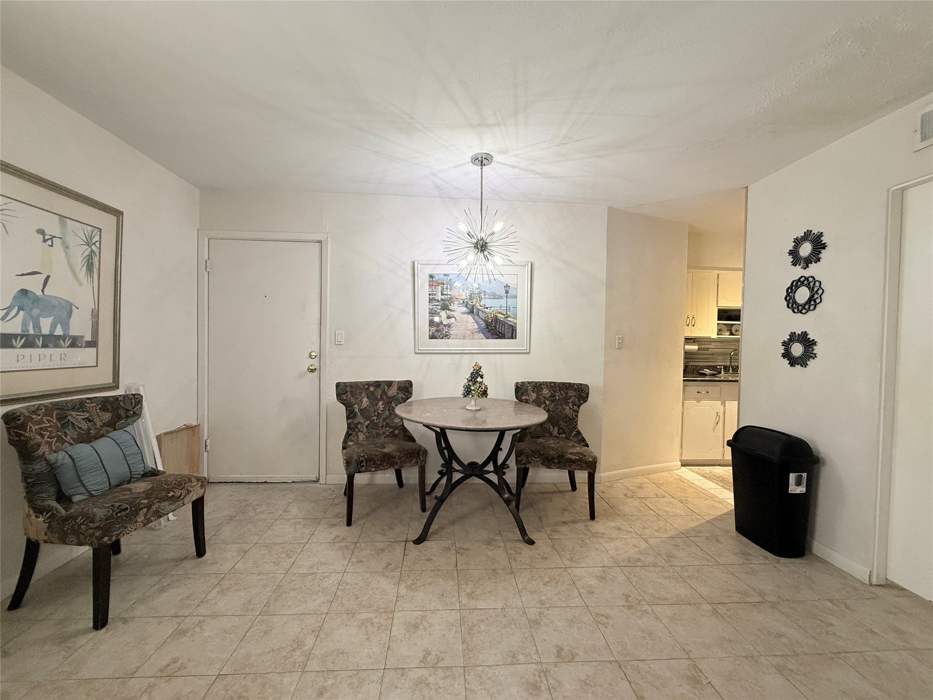 5861 Inwood Drive, #6, Houston, TX 77057 Tile flooring throughout