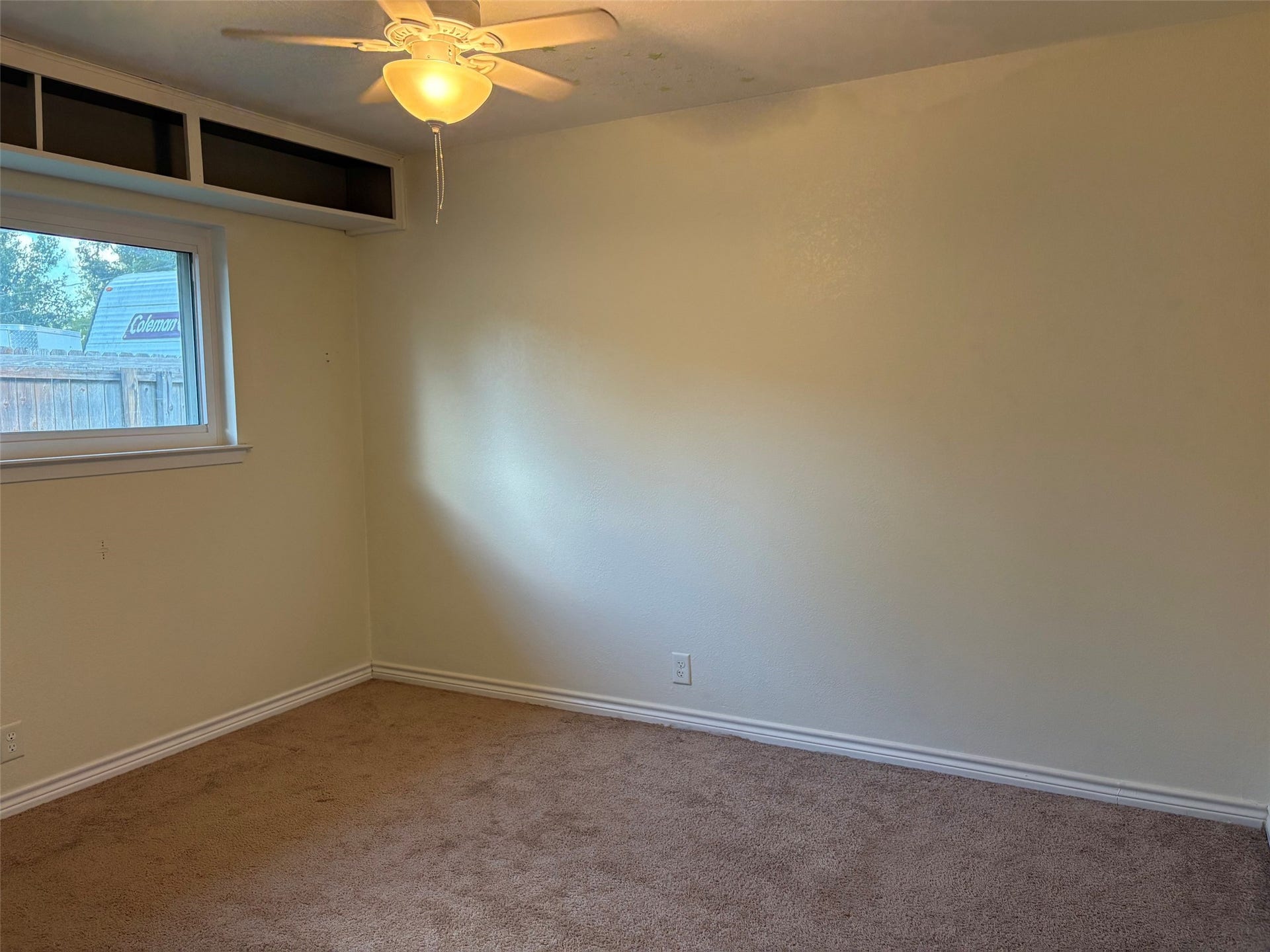 303 Crestwood Street, Clute, TX 77531 303 Crestwood Street, Clute, TX 77531