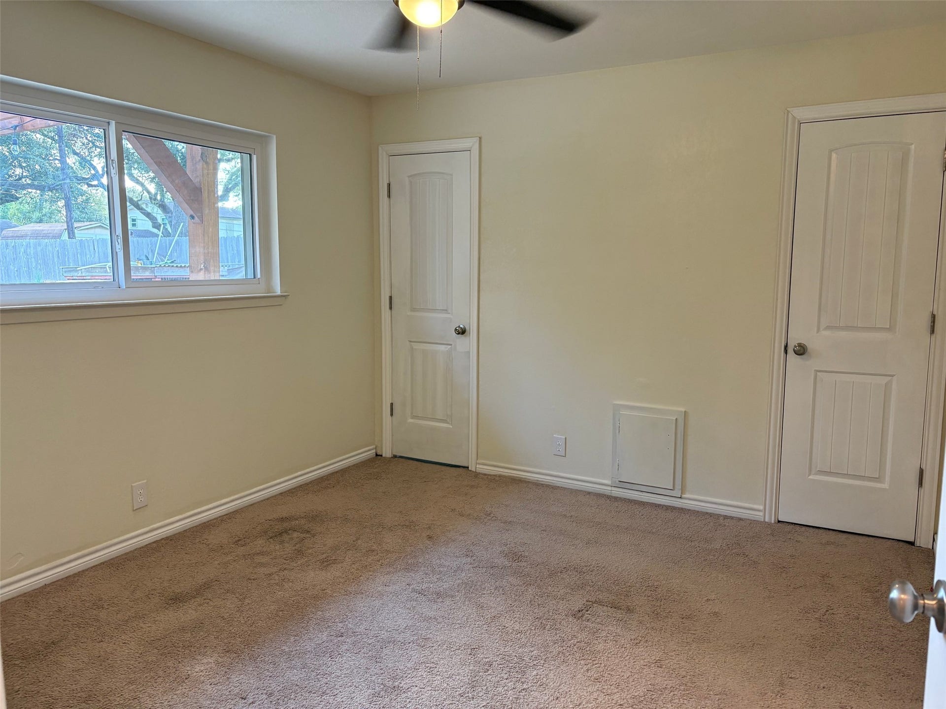303 Crestwood Street, Clute, TX 77531 303 Crestwood Street, Clute, TX 77531