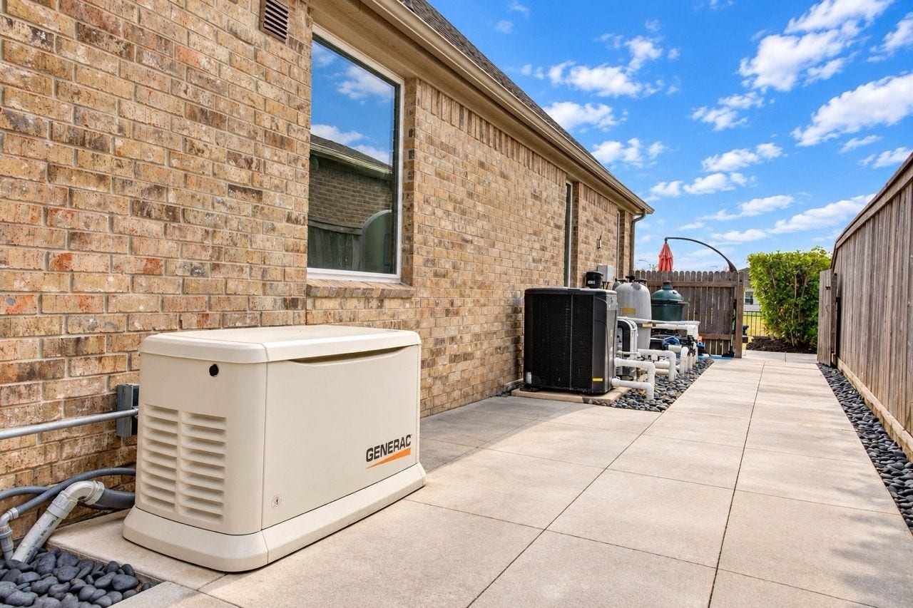 194 Monarch Trail, Sugar Land, TX 77498 194 Monarch Trail, Sugar Land, TX 77498