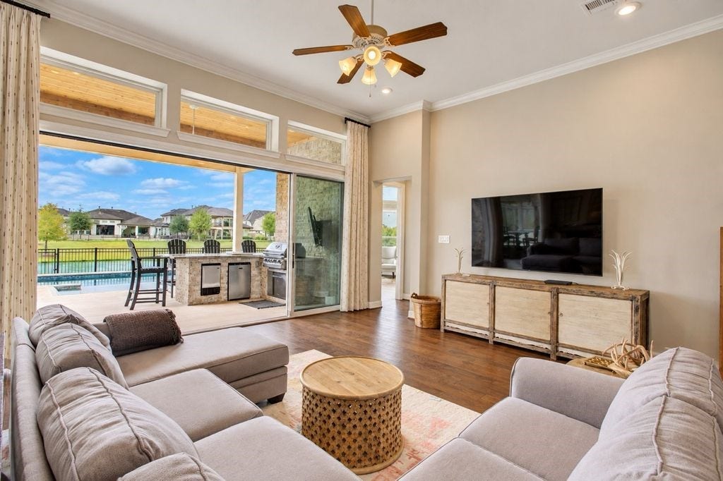 194 Monarch Trail, Sugar Land, TX 77498 194 Monarch Trail, Sugar Land, TX 77498
