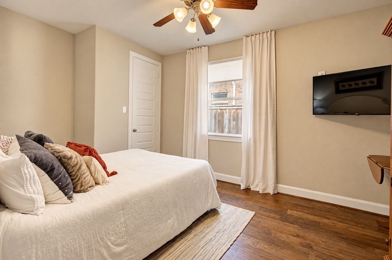 194 Monarch Trail, Sugar Land, TX 77498 194 Monarch Trail, Sugar Land, TX 77498