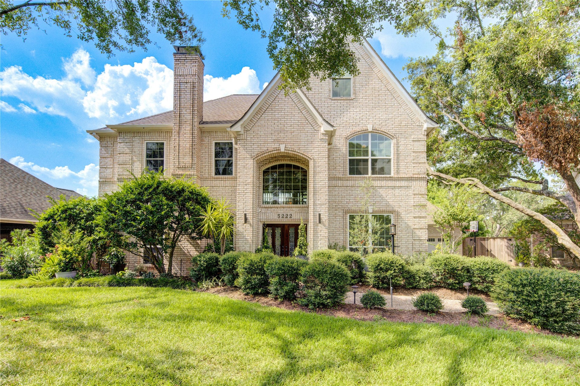 5222 Summer Snow Drive, Houston, TX 77041 5222 Summer Snow Drive, Houston, TX 77041