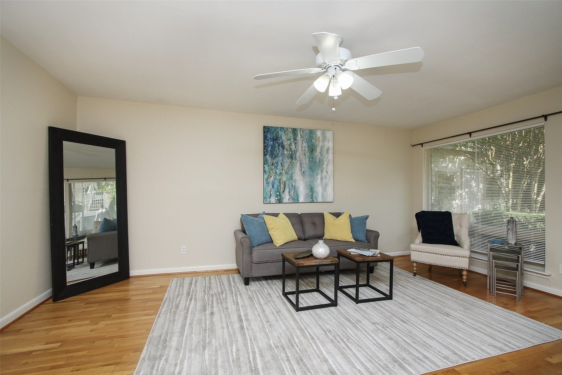 2212 Morse, #4, Houston, TX 77019 2212 Morse, #4, Houston, TX 77019