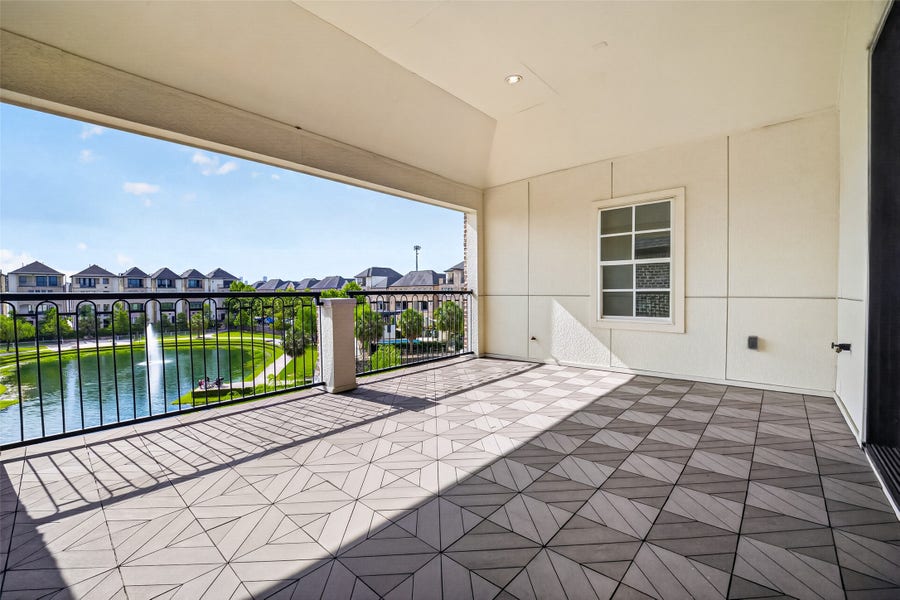 Property photo for 2713 Kinsley Oaks Drive, Houston, TX
