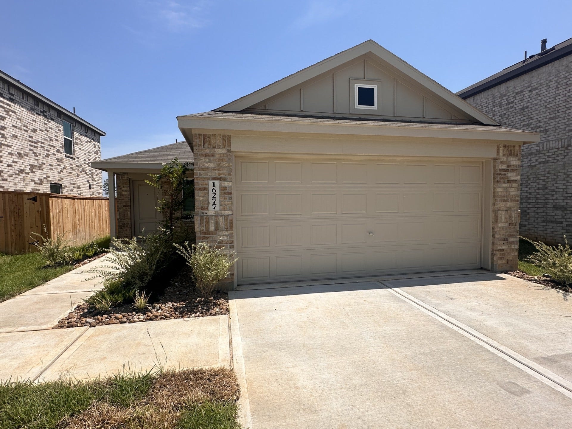 16277 Bergara Bend Drive, New Caney, TX 77357 16277 Bergara Bend Drive, New Caney, TX 77357