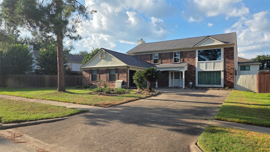 Property photo for 15006 Delbarton Drive, Houston, TX