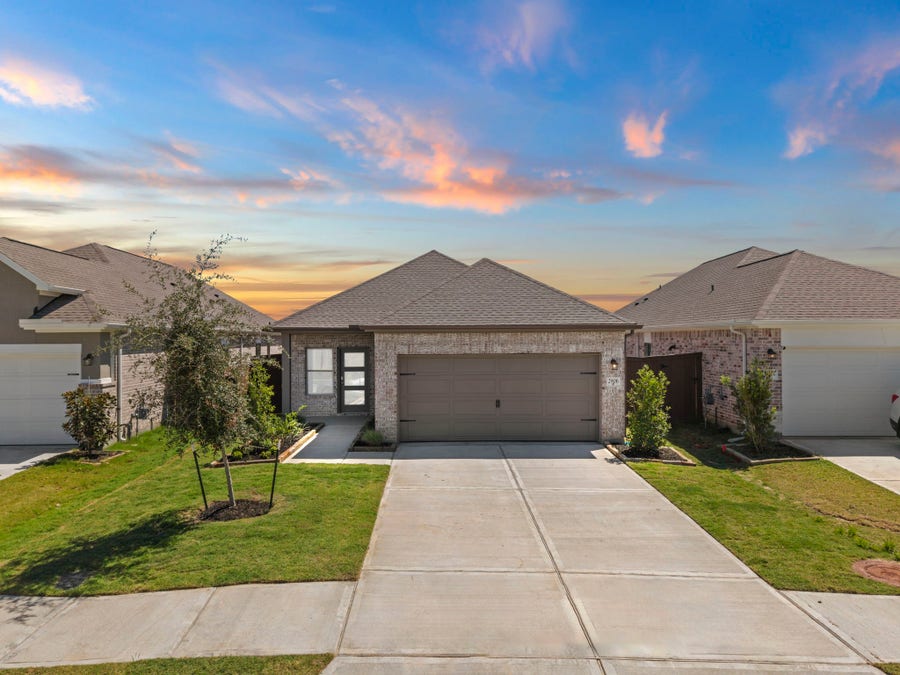 Property photo for 2906 Rockwood Drive, Rosharon, TX