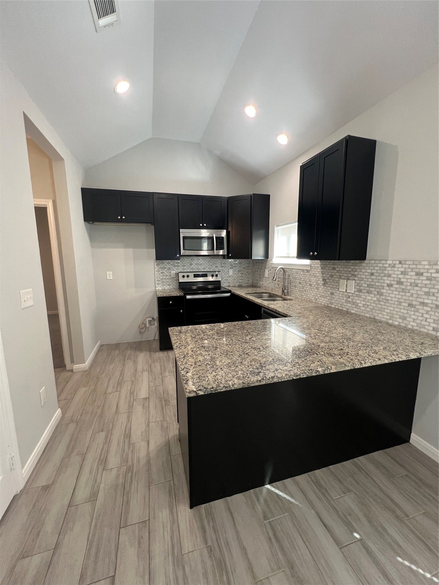 833 Omeara, Montgomery, TX 77316 833 Omeara, Montgomery, TX 77316