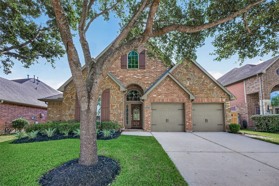 Property photo for 6515 Arroyo Springs Lane, Fulshear, TX