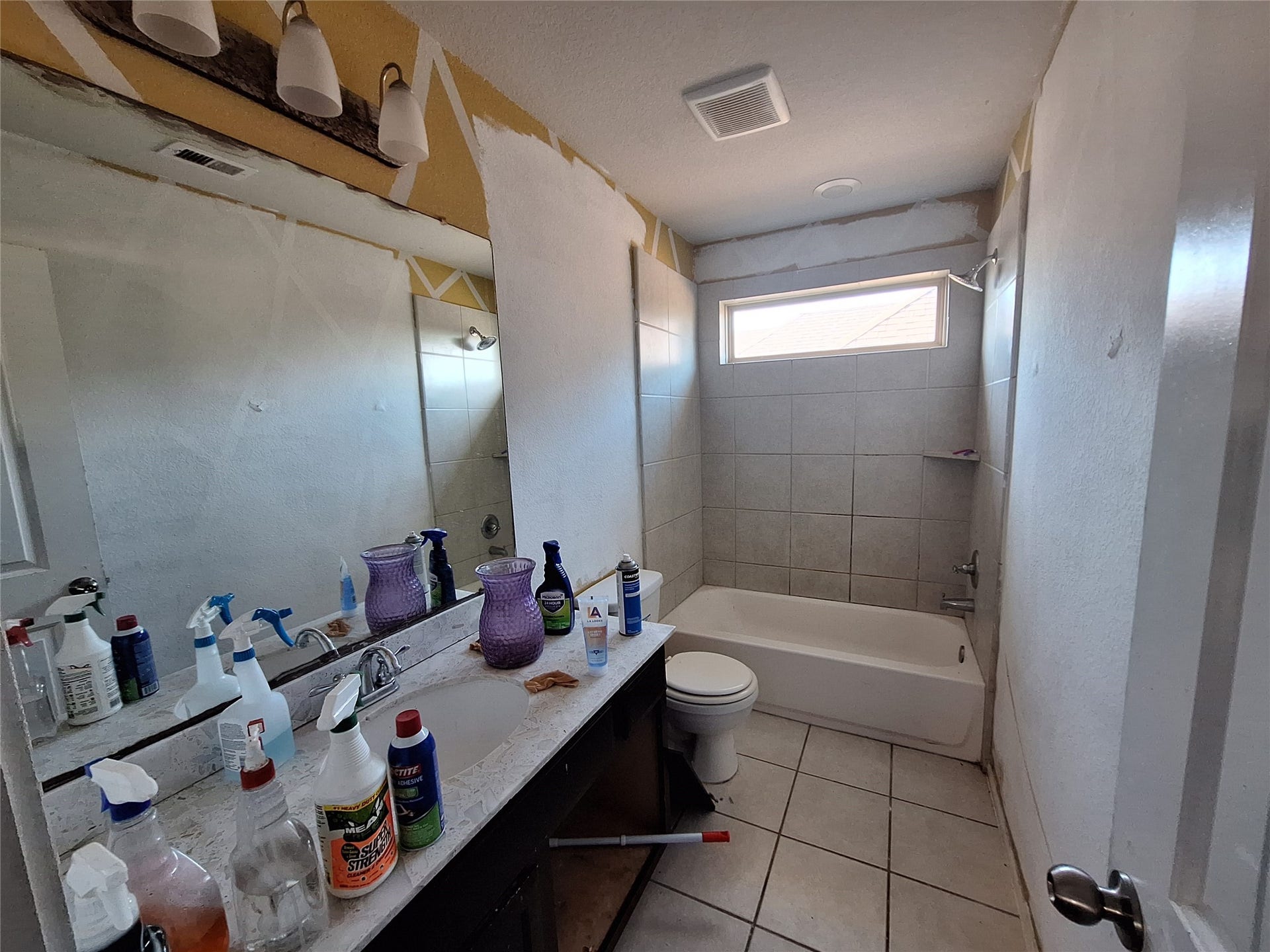 211 Sea Breeze Drive, Bacliff, TX 77518 211 Sea Breeze Drive, Bacliff, TX 77518