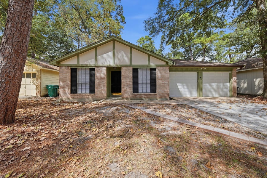 Property photo for 9 Capewood Court, The Woodlands, TX
