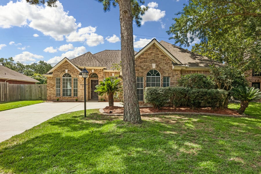 Property photo for 1929 Florida Drive, Seabrook, TX