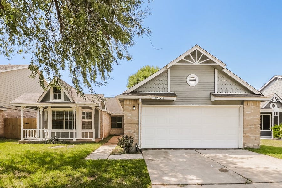 Property photo for 12723 Ashford Knoll Drive, Houston, TX