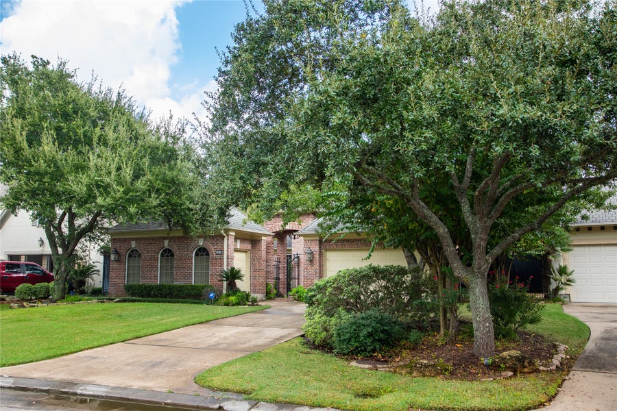Property photo for 3039 Bonnebridge Way Boulevard, Houston, TX