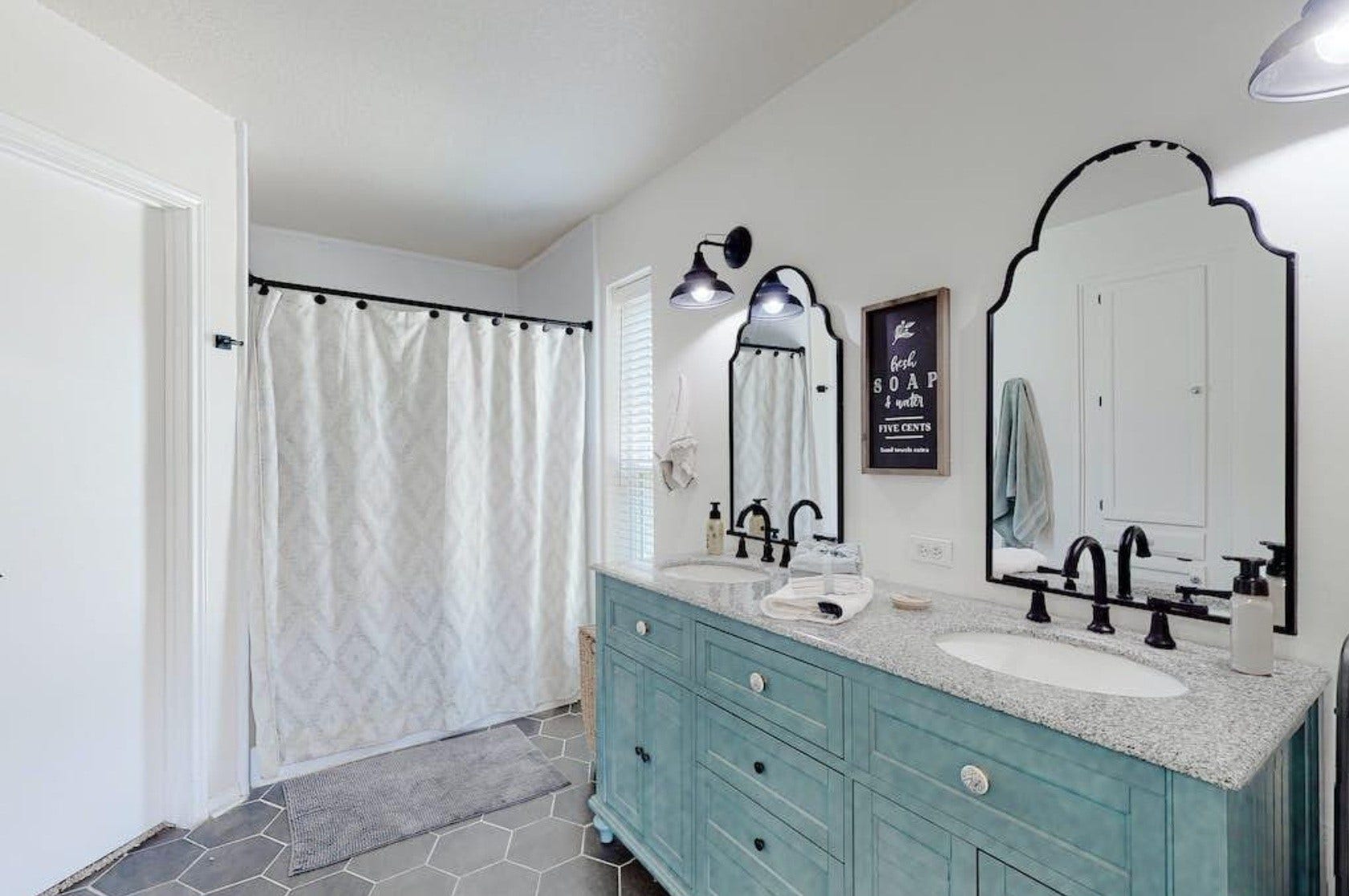 2918 Amber Lane, Rosenberg, TX 77471 2918 Amber Lane, Rosenberg, TX 77471