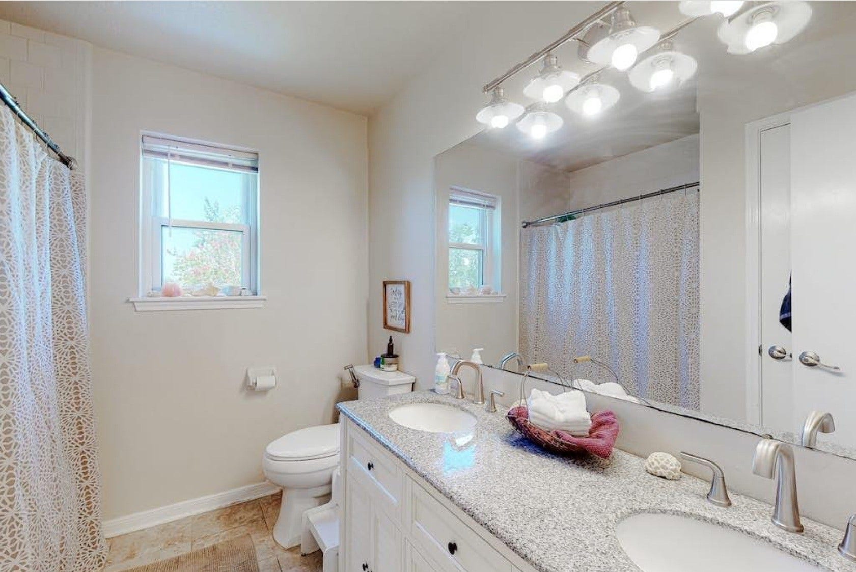 2918 Amber Lane, Rosenberg, TX 77471 2918 Amber Lane, Rosenberg, TX 77471