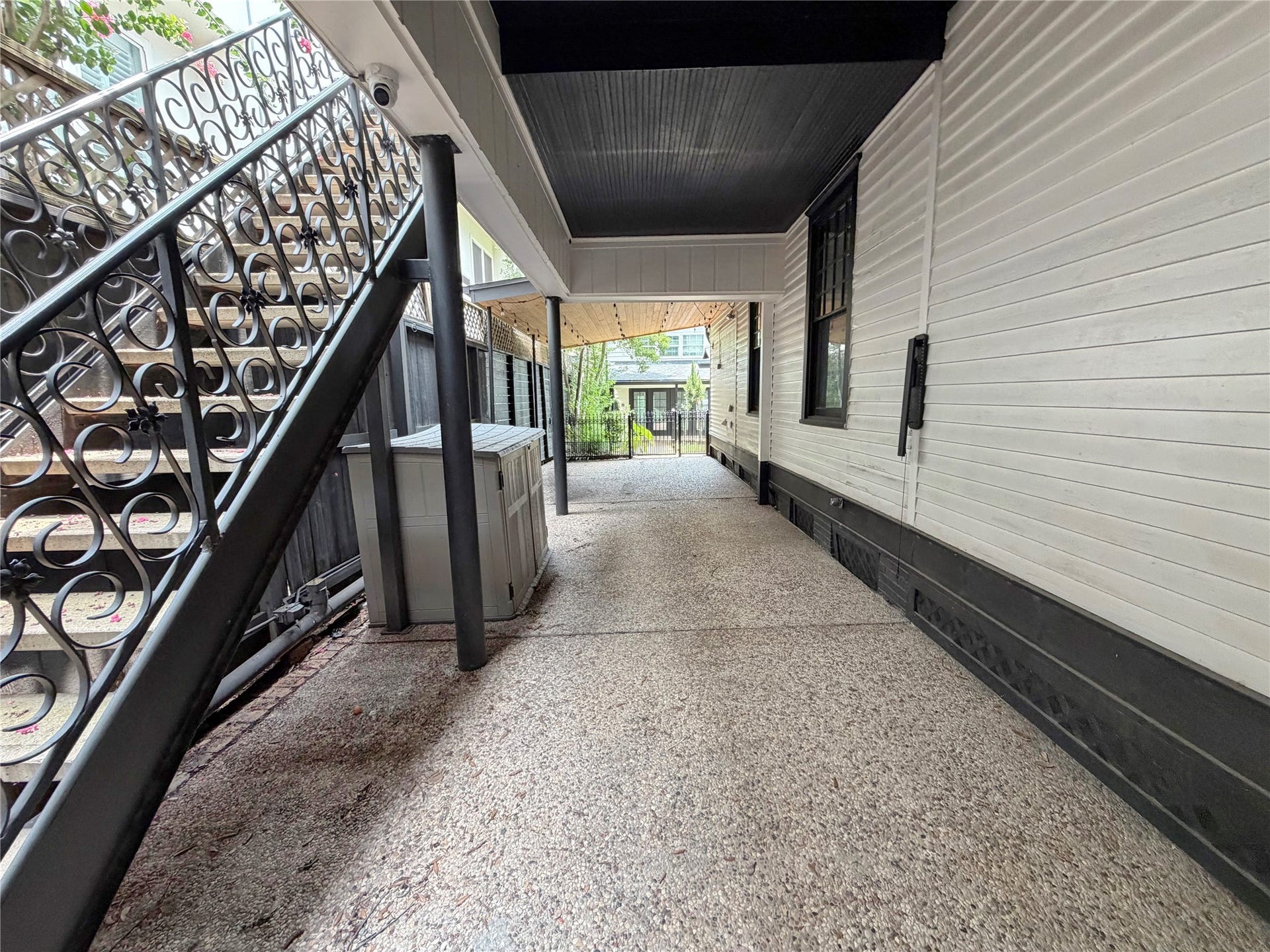 235 Westheimer Road, Houston, TX 77006 235 Westheimer Road, Houston, TX 77006