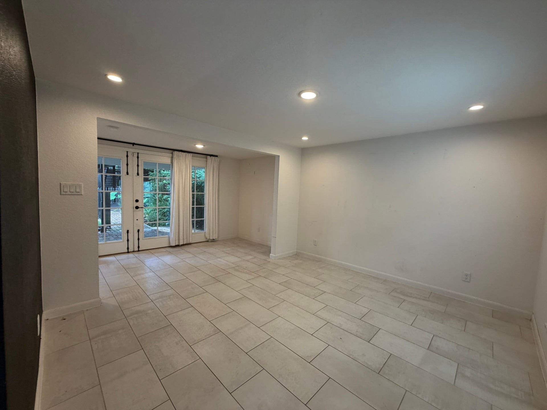 235 Westheimer Road, Houston, TX 77006 235 Westheimer Road, Houston, TX 77006