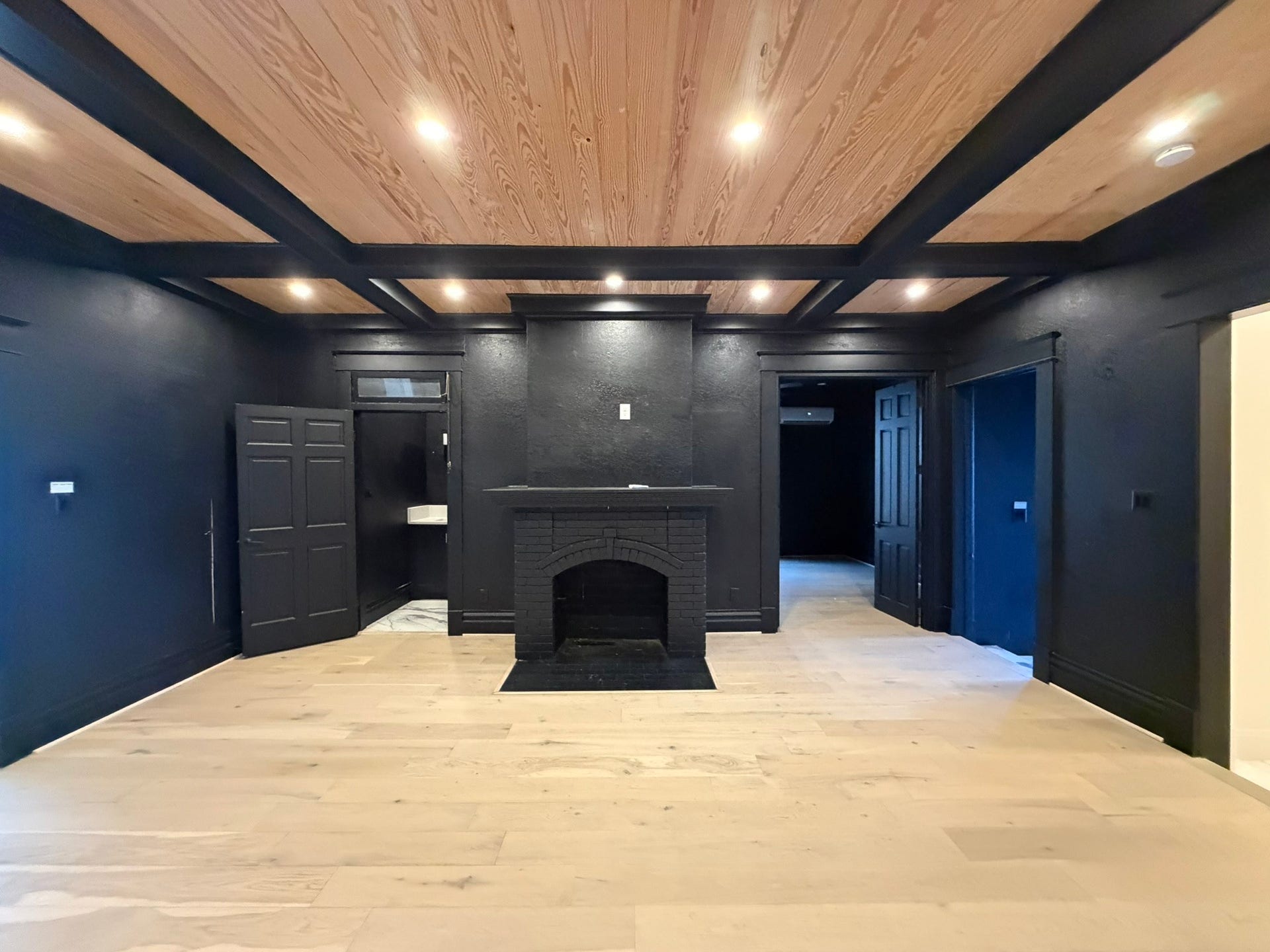 235 Westheimer Road, Houston, TX 77006 235 Westheimer Road, Houston, TX 77006