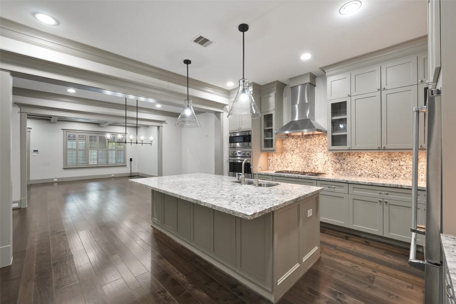 Property photo for 416 W 18th Street, Houston, TX