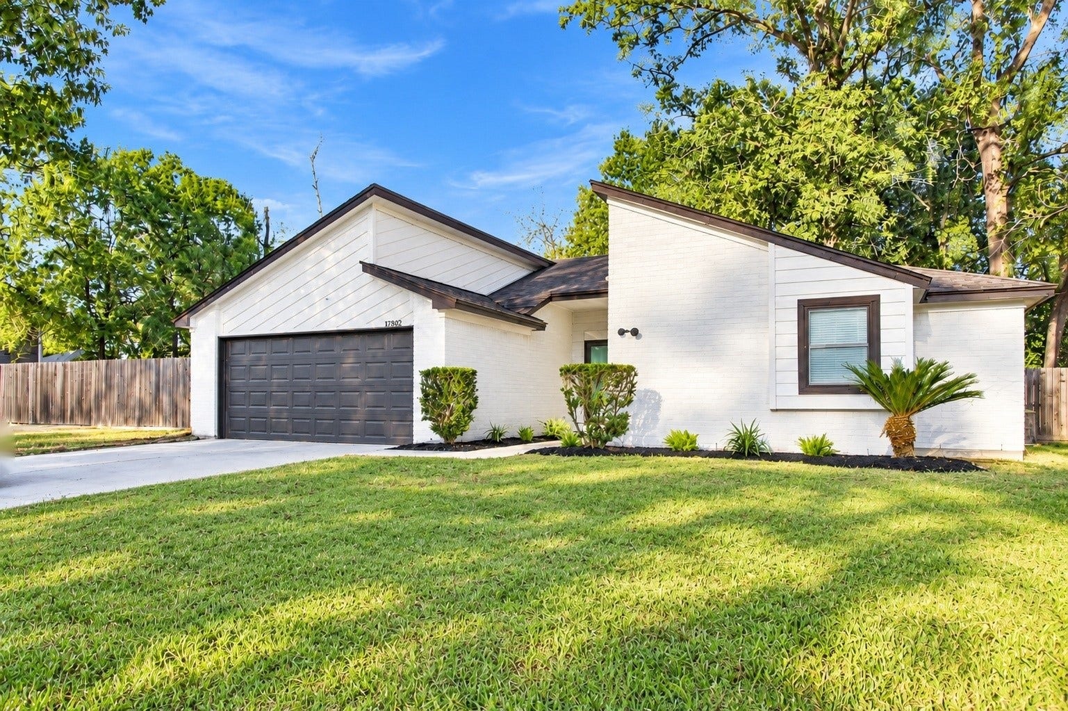 17810 Port O Call Street, Crosby, TX 77532 Another angle of the home!