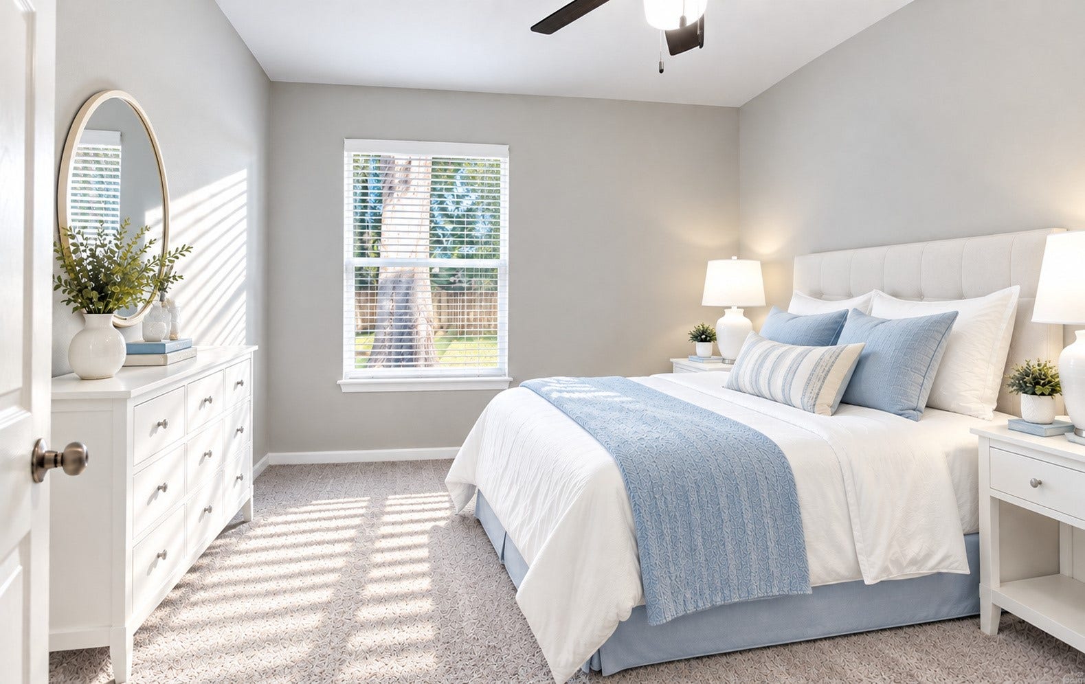 17810 Port O Call Street, Crosby, TX 77532 One of the secondary bedrooms!
*This photo has been virtually staged*