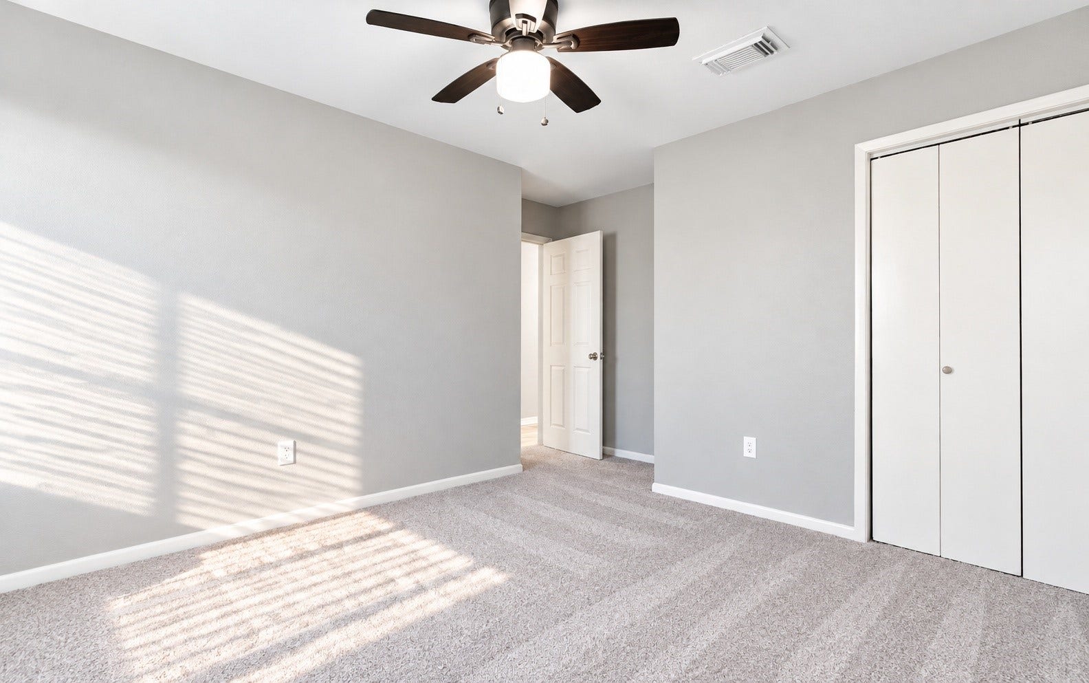 17810 Port O Call Street, Crosby, TX 77532 Another angle of the secondary bedroom!