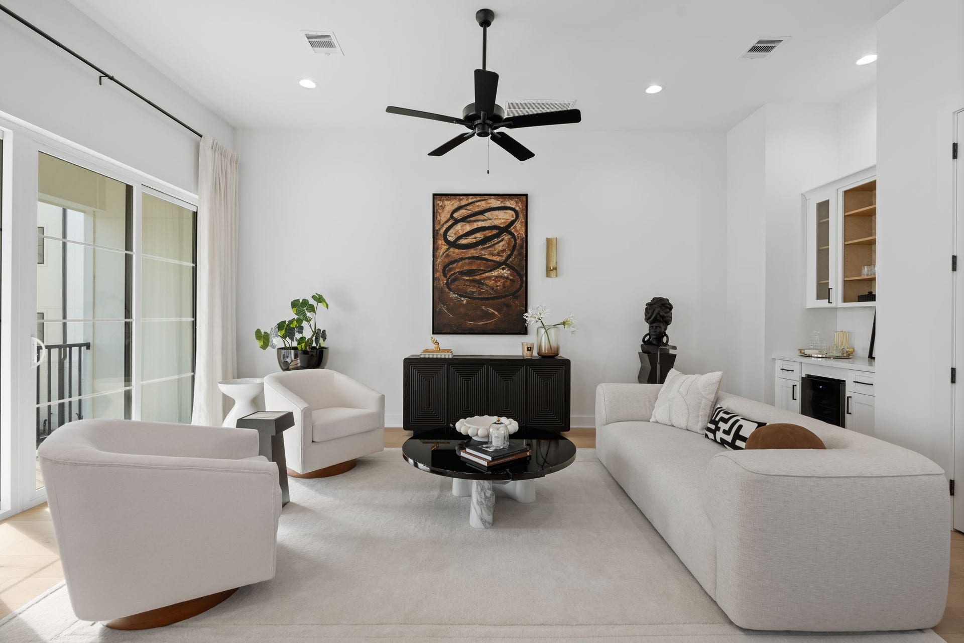8710-87012 Ojeman Villas Drive, Houston, TX 77055