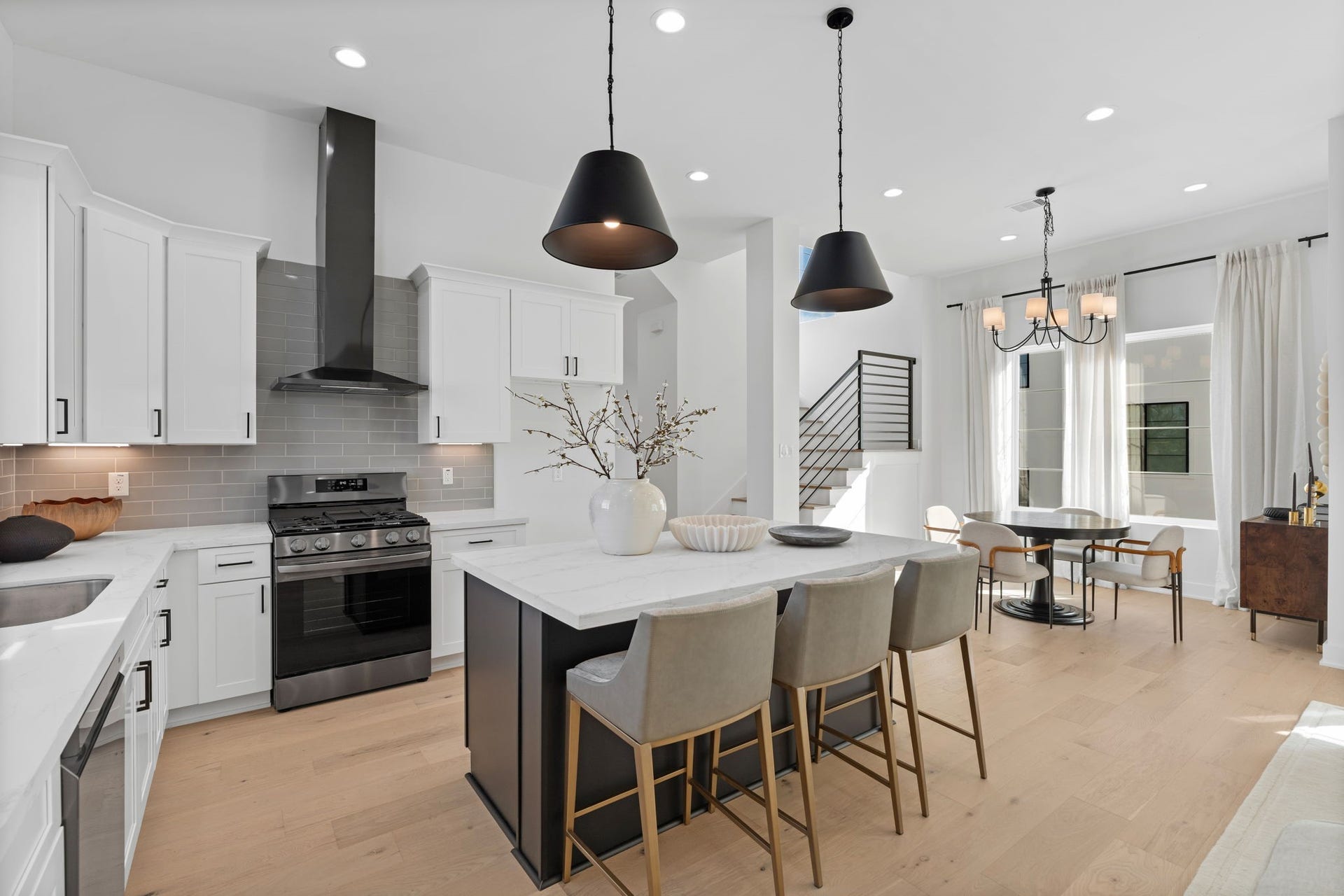 8710-87012 Ojeman Villas Drive, Houston, TX 77055
