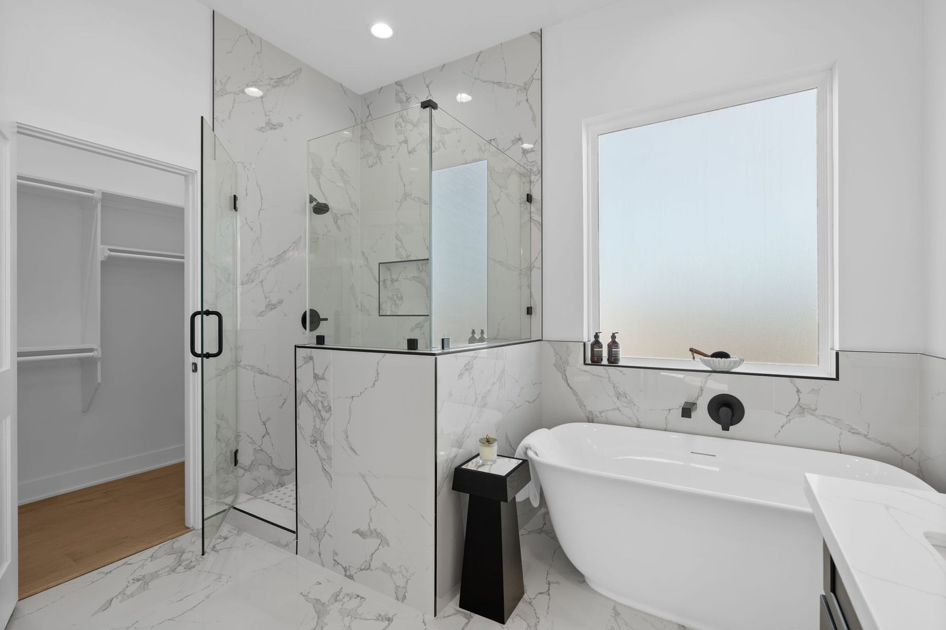 8710-87012 Ojeman Villas Drive, Houston, TX 77055