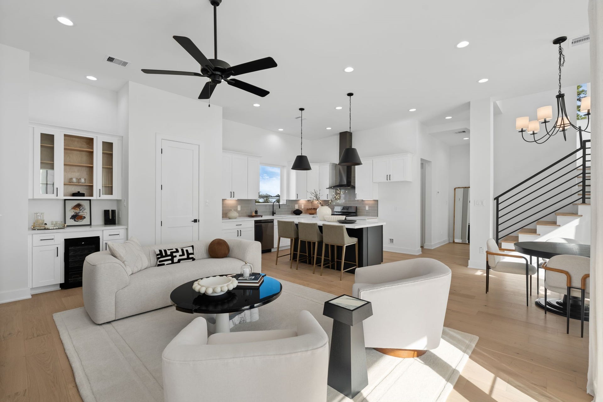 8710-87012 Ojeman Villas Drive, Houston, TX 77055