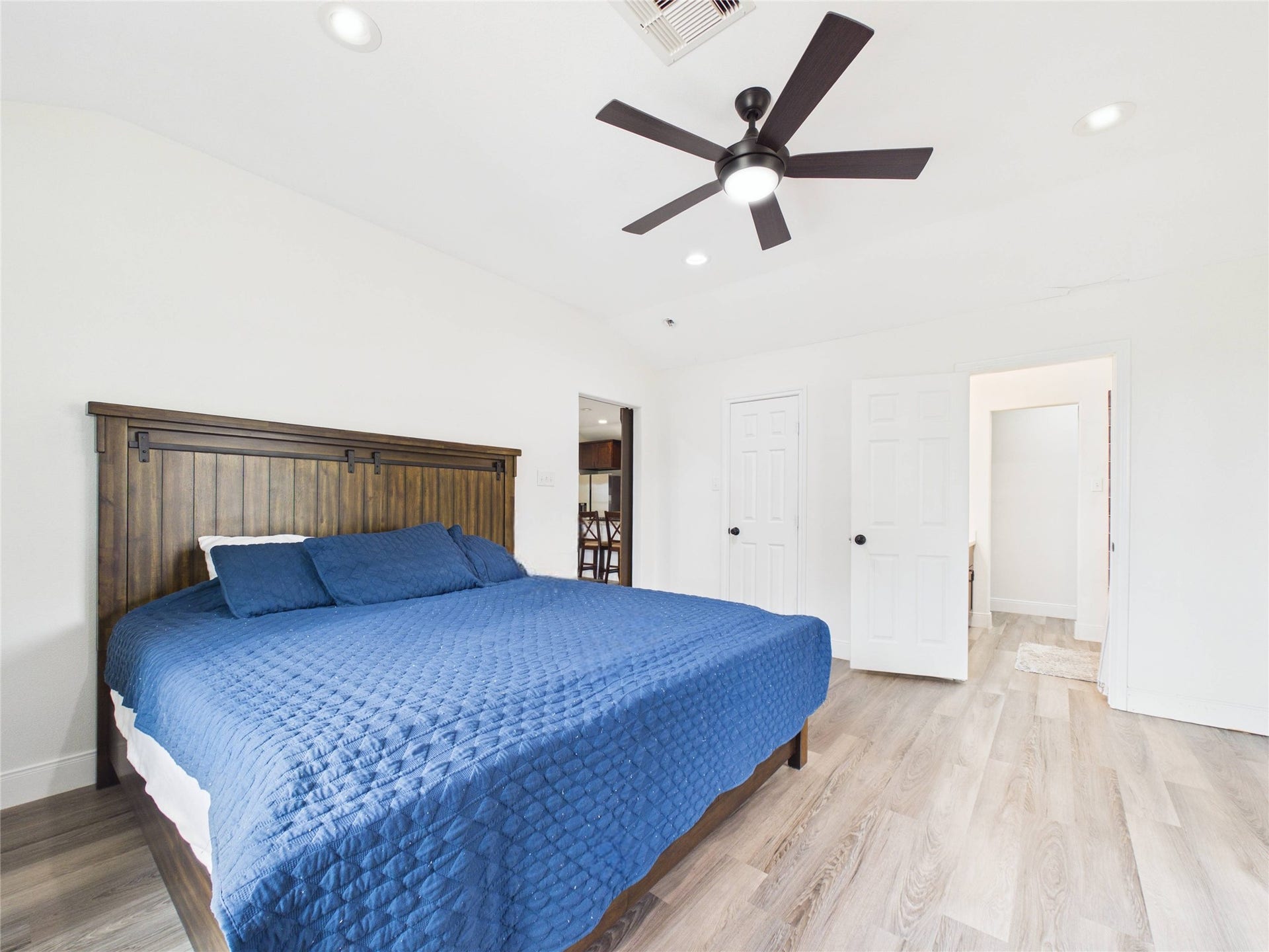 4506 Linninger Lane, Dickinson, TX 77539 4506 Linninger Lane, Dickinson, TX 77539