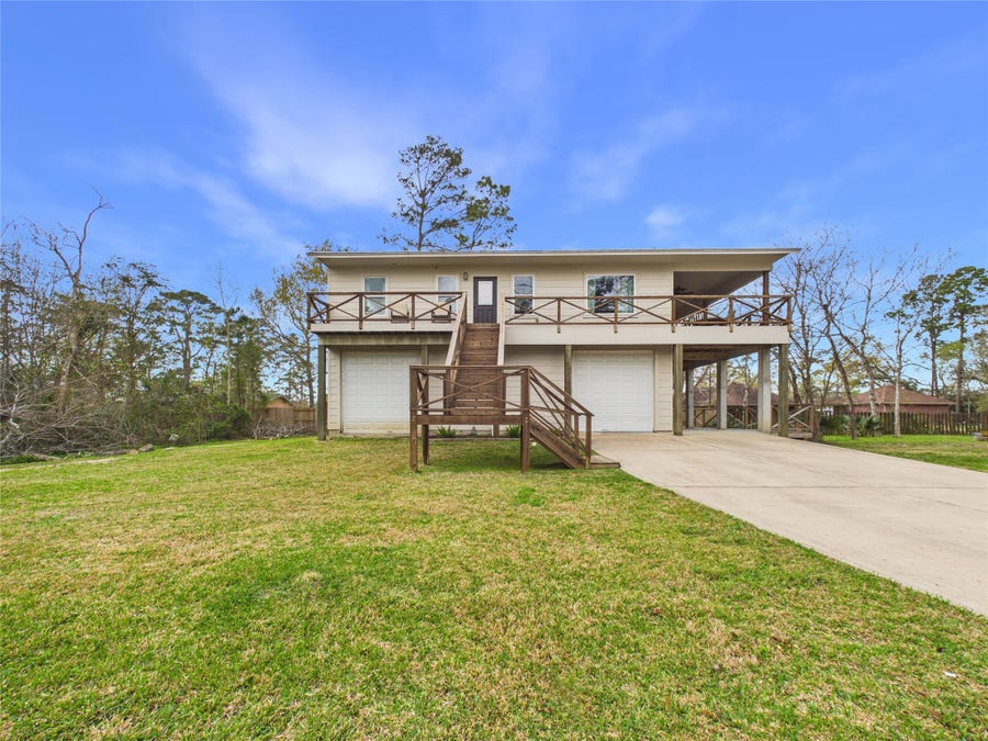Property photo for 4506 Linninger Lane, Dickinson, TX