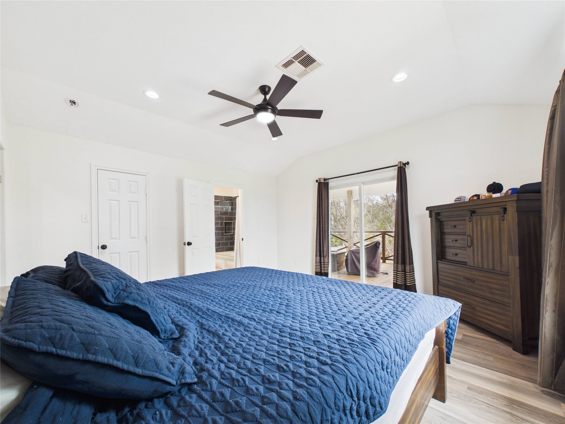 4506 Linninger Lane, Dickinson, TX 77539 4506 Linninger Lane, Dickinson, TX 77539