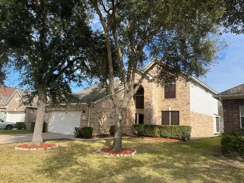 6030 Bassetdale Lane, Houston, TX 77084 6030 Bassetdale Lane, Houston, TX 77084
