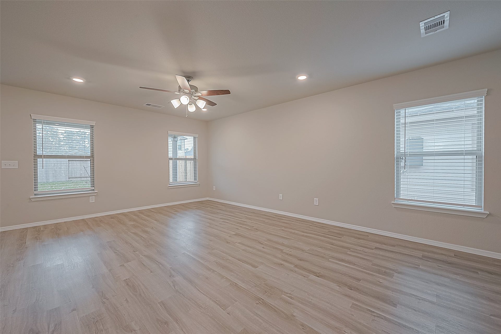 1986 Hidden Cedar Drive, Conroe, TX 77301 1986 Hidden Cedar Drive, Conroe, TX 77301