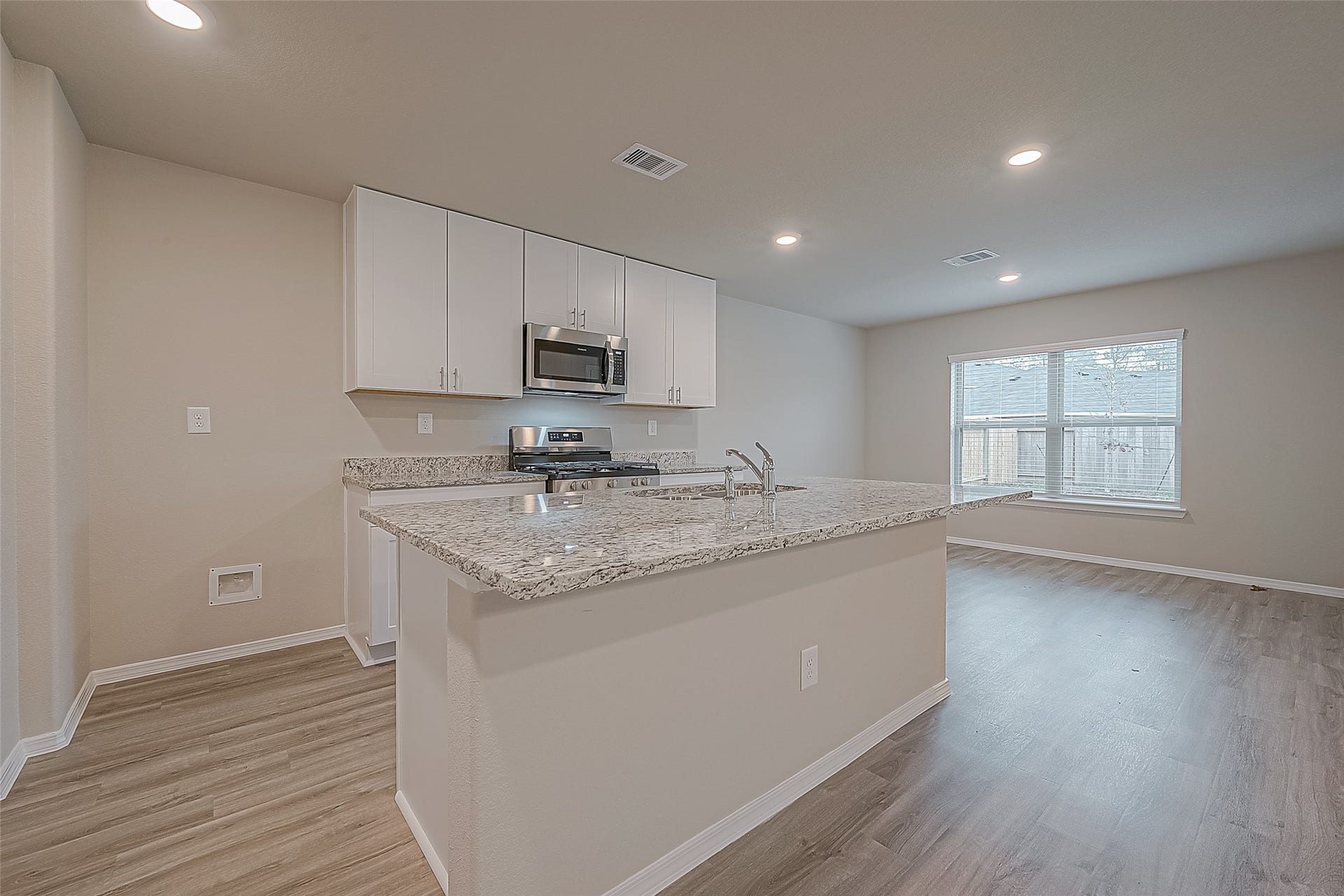1986 Hidden Cedar Drive, Conroe, TX 77301 1986 Hidden Cedar Drive, Conroe, TX 77301