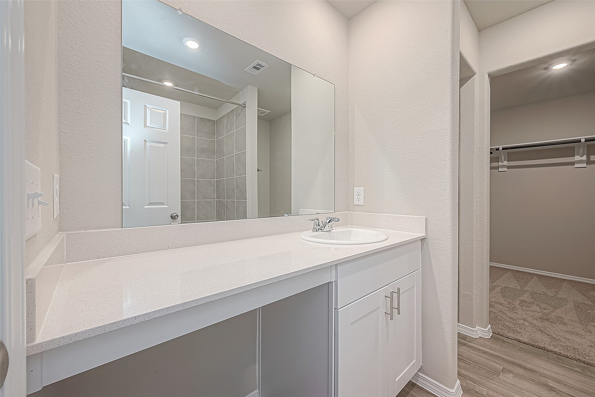 1986 Hidden Cedar Drive, Conroe, TX 77301 1986 Hidden Cedar Drive, Conroe, TX 77301