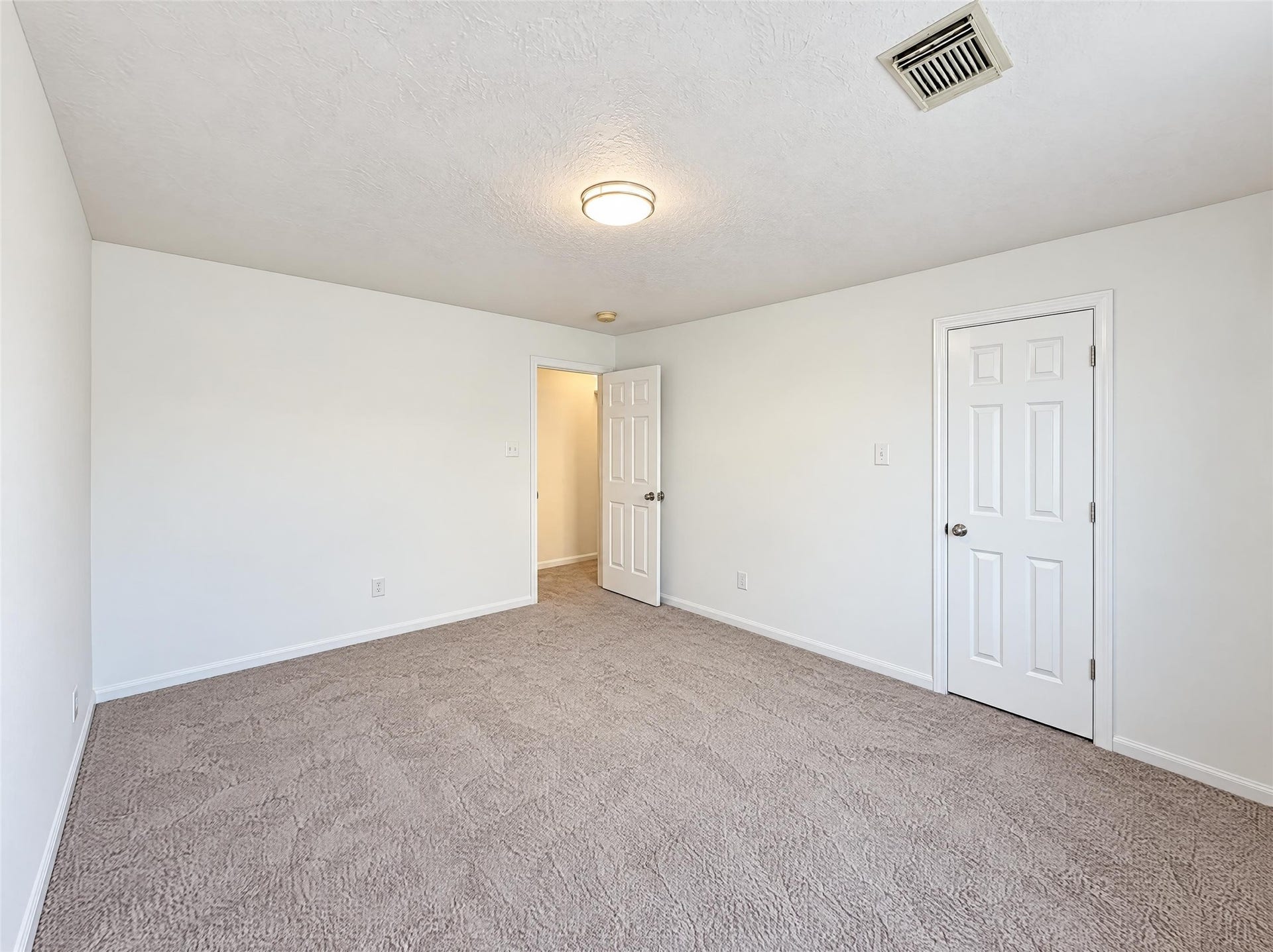 12522 Meadowglen Drive, Meadows Place, TX 77477
