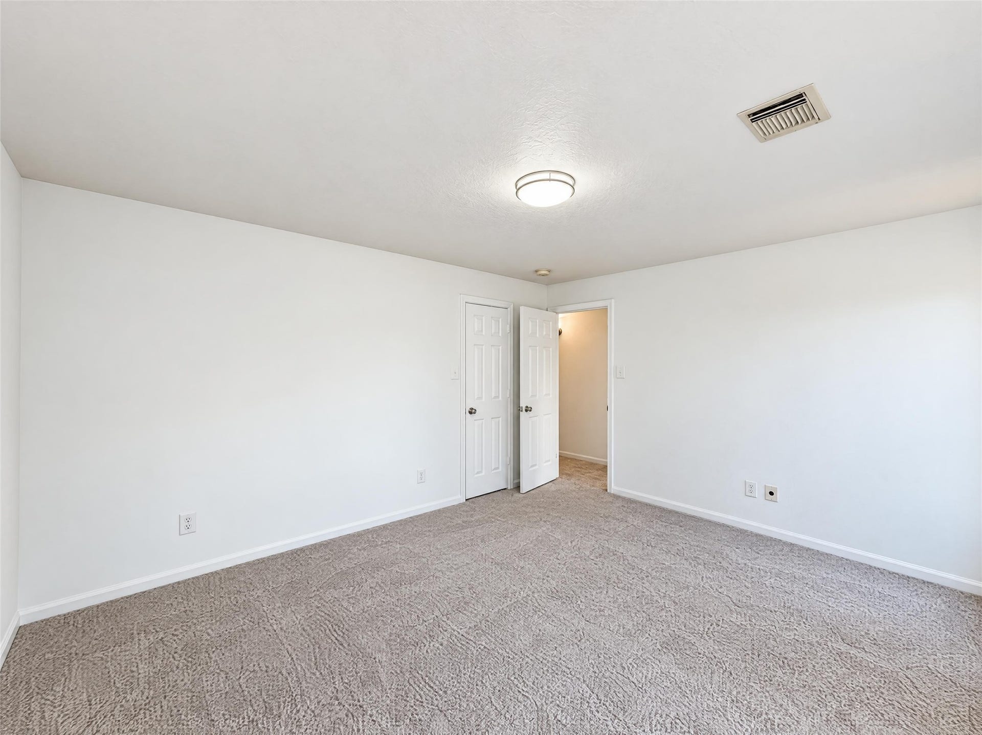 12522 Meadowglen Drive, Meadows Place, TX 77477