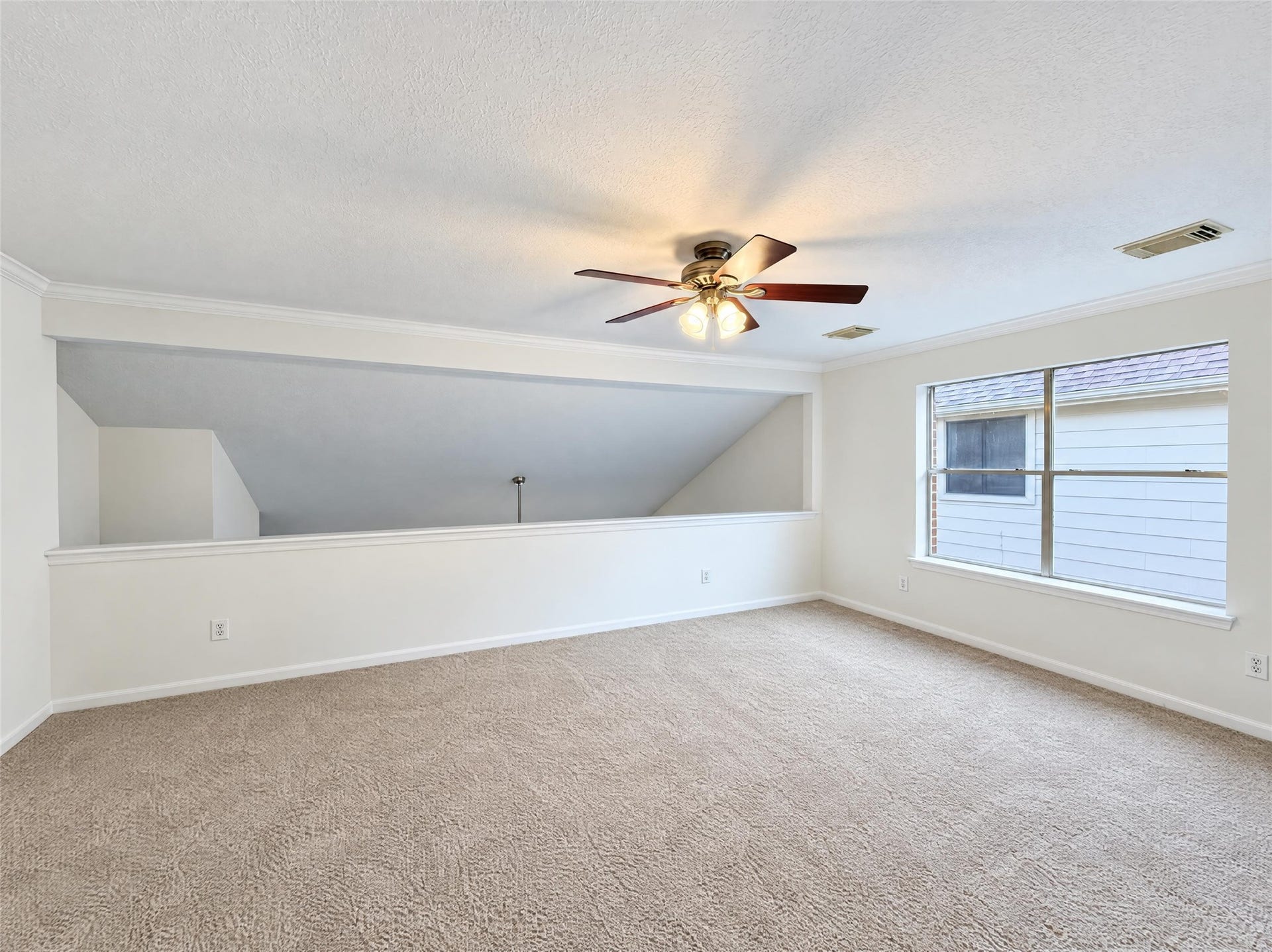 12522 Meadowglen Drive, Meadows Place, TX 77477
